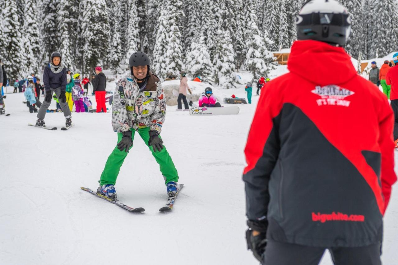 Stonebridge Lodge Big White Ski Resort Exterior photo